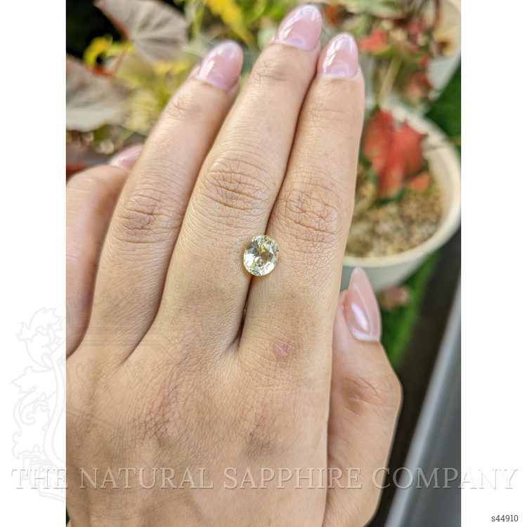 2.43 Ct. Yellow Sapphire from Ceylon (Sri Lanka)