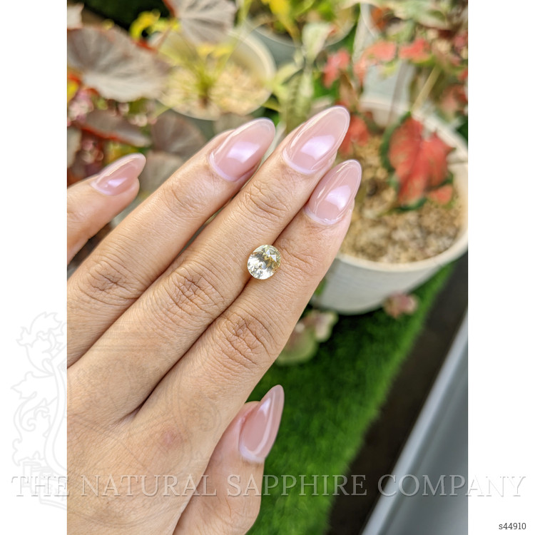 2.43 Ct. Yellow Sapphire from Ceylon (Sri Lanka)
