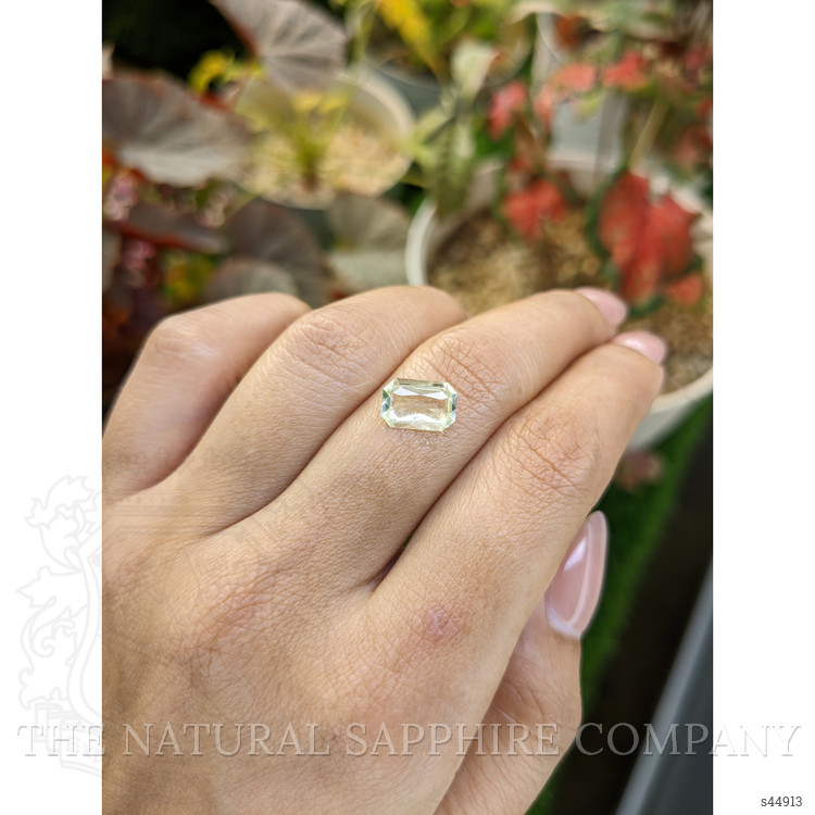 2.19 Ct. Green Sapphire from Ceylon (Sri Lanka)