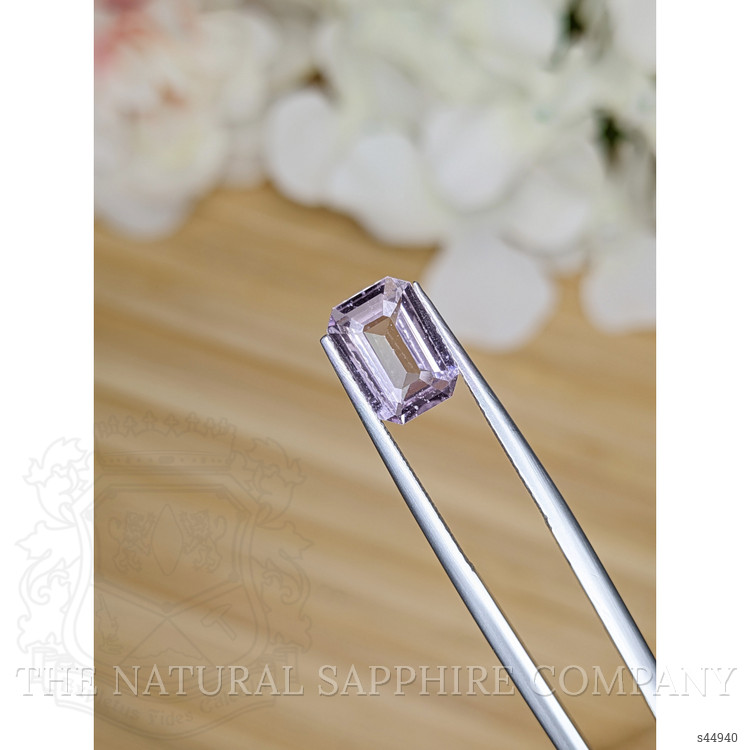 2.46 Ct. Purplish Pink Sapphire from Ceylon (Sri Lanka)