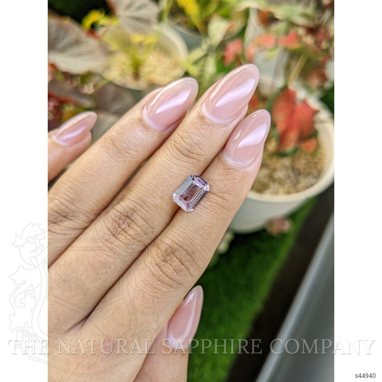 2.46 Ct. Purplish Pink Sapphire from Ceylon (Sri Lanka)