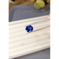 6.06 Ct. Blue Sapphire from Ceylon (Sri Lanka) Life Style