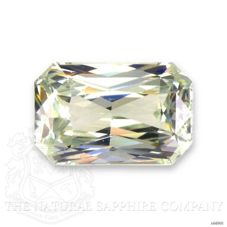 4.03 Ct. Yellowish Green Sapphire from Ceylon (Sri Lanka)