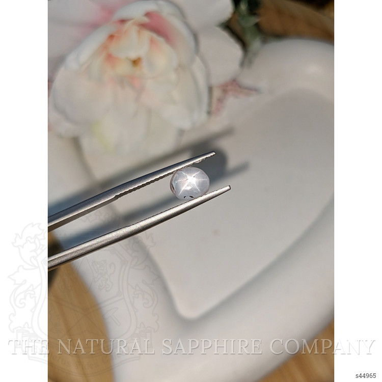 1.99 Ct. Bluish Grey Star Sapphire from Ceylon (Sri Lanka)