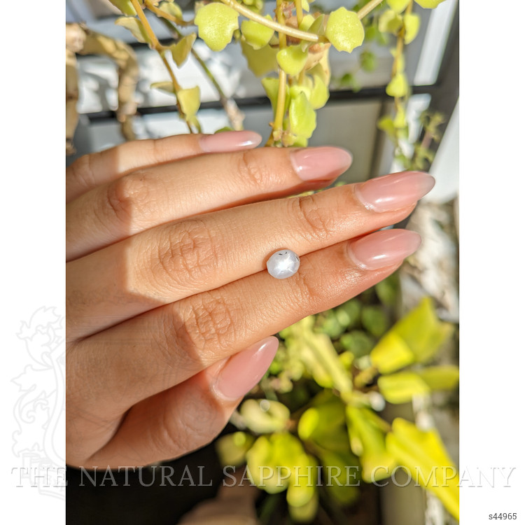 1.99 Ct. Bluish Grey Star Sapphire from Ceylon (Sri Lanka)