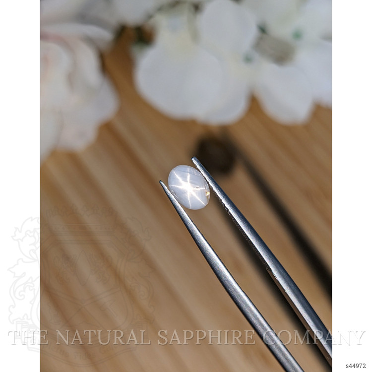 1.08 Ct. Bluish Grey Star Sapphire from Ceylon (Sri Lanka)