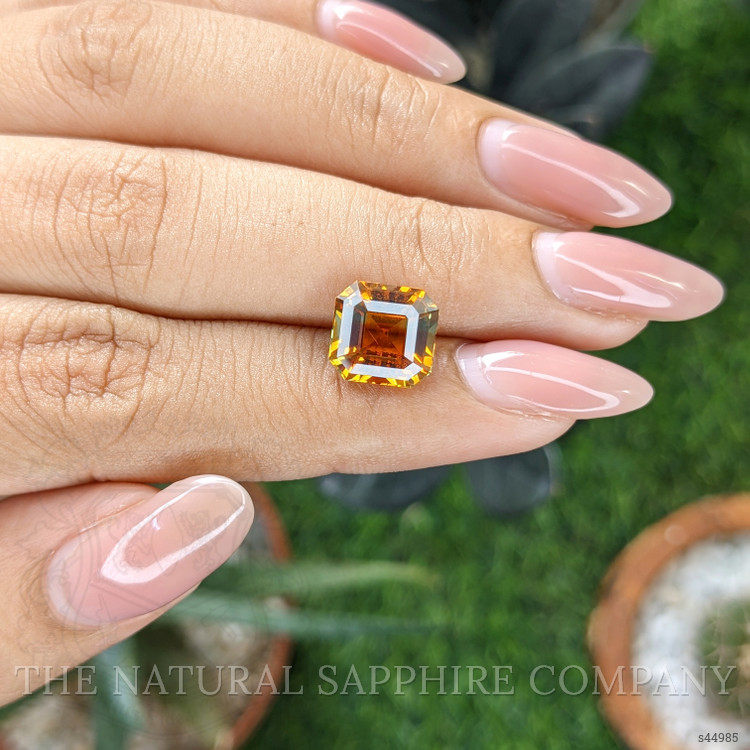 5.03 Ct. Bi Color / Parti Sapphire from Madagascar