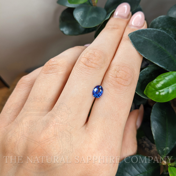 1.03 Ct. Blue Sapphire from Ceylon (Sri Lanka)