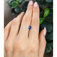 1.03 Ct. Blue Sapphire from Ceylon (Sri Lanka) Life Style
