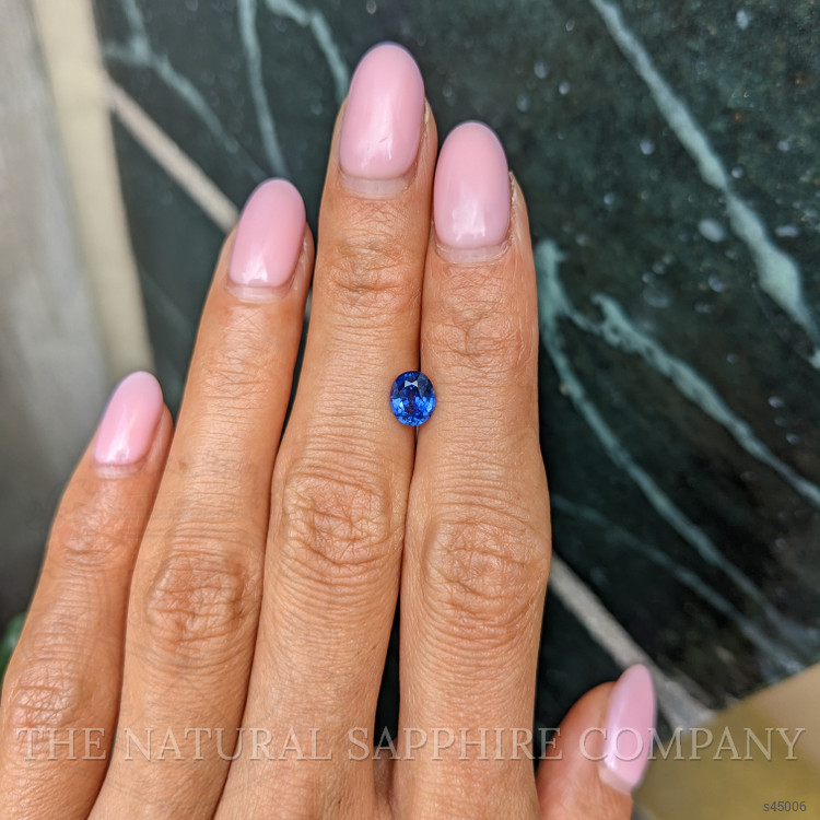 1.01 Ct. Blue Sapphire from Ceylon (Sri Lanka)