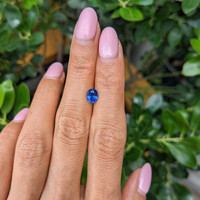 1.01 Ct. Blue Sapphire from Ceylon (Sri Lanka) Life Style