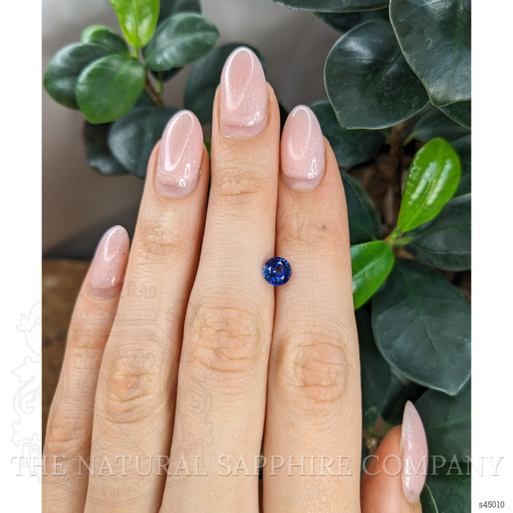 1.07 Ct. Blue Sapphire from Ceylon (Sri Lanka)