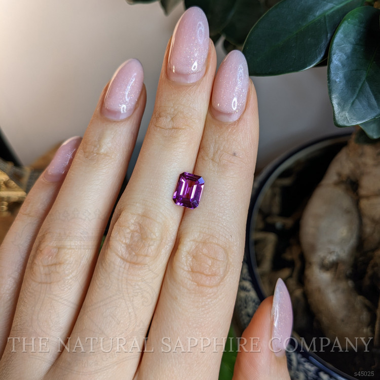 2.47 Ct. Pinkish Purple Sapphire from Ceylon (Sri Lanka)