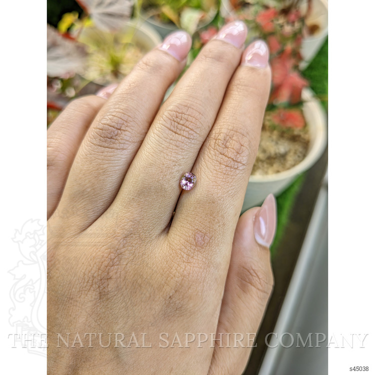 0.58 Ct. Pink Sapphire from Ceylon (Sri Lanka)