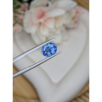 3.08 Ct. Blue Sapphire from Ceylon (Sri Lanka) Life Style