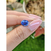 3.08 Ct. Blue Sapphire from Ceylon (Sri Lanka) Life Style