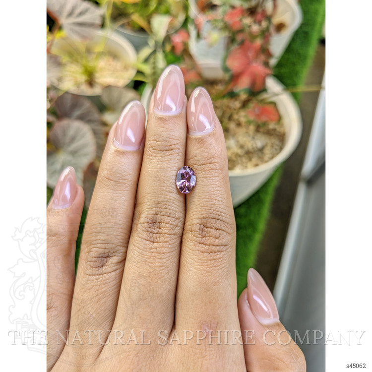 1.55 Ct. Purplish Pink Sapphire from Ceylon (Sri Lanka)