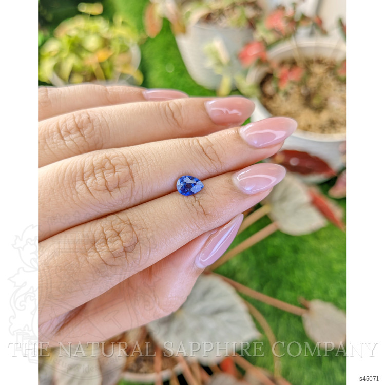 1.03 Ct. Blue Sapphire from Ceylon (Sri Lanka)