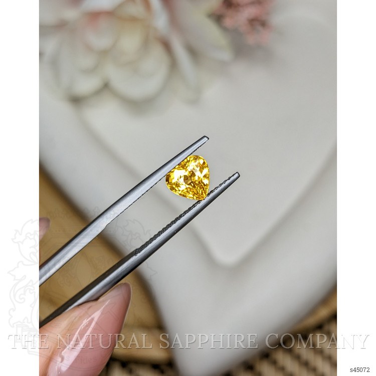 1.47 Ct. Yellow Sapphire from Ceylon (Sri Lanka)