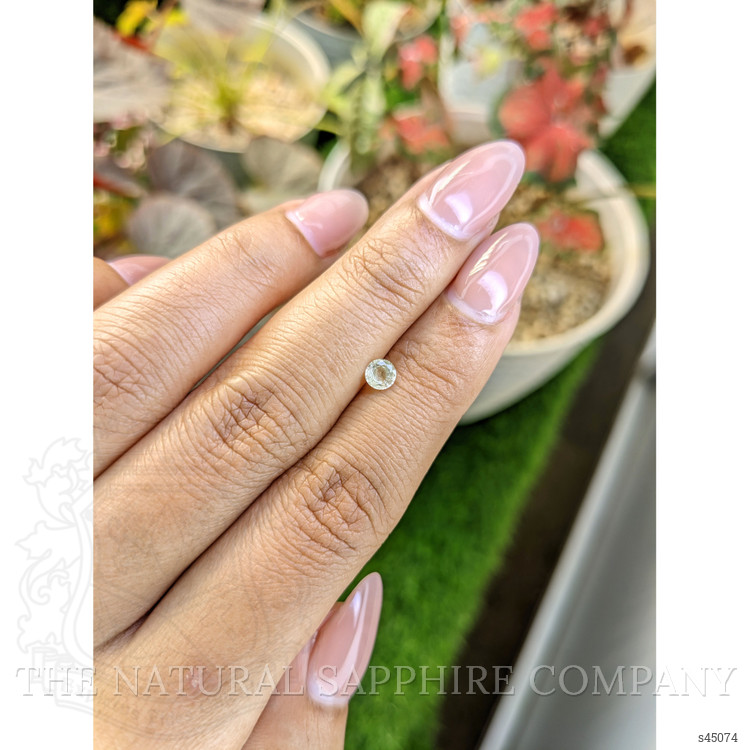 0.33 Ct. Yellow Sapphire from Ceylon (Sri Lanka)