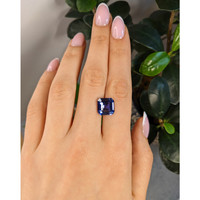 8.21 Ct. Blue Sapphire from Ceylon (Sri Lanka) Life Style