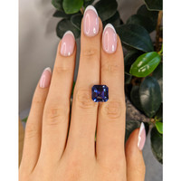 8.21 Ct. Blue Sapphire from Ceylon (Sri Lanka) Life Style