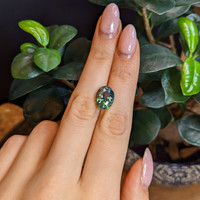 6.17 Ct. Bi Color / Parti Sapphire from Madagascar Life Style