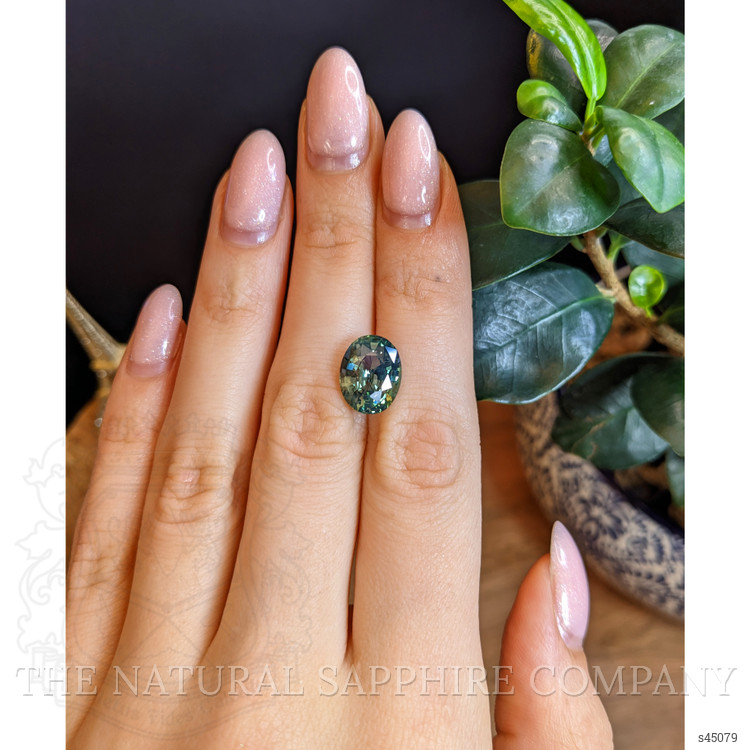 6.17 Ct. Bi Color / Parti Sapphire from Madagascar
