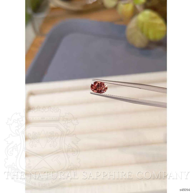 0.95 Ct. Padparadscha Sapphire from Ceylon (Sri Lanka)