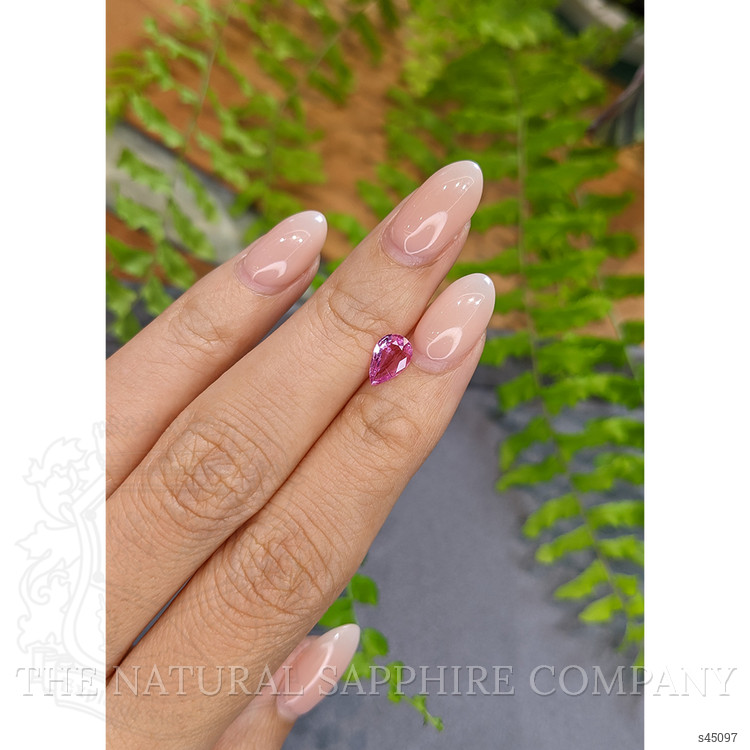 0.75 Ct. Pink Sapphire from Ceylon (Sri Lanka)