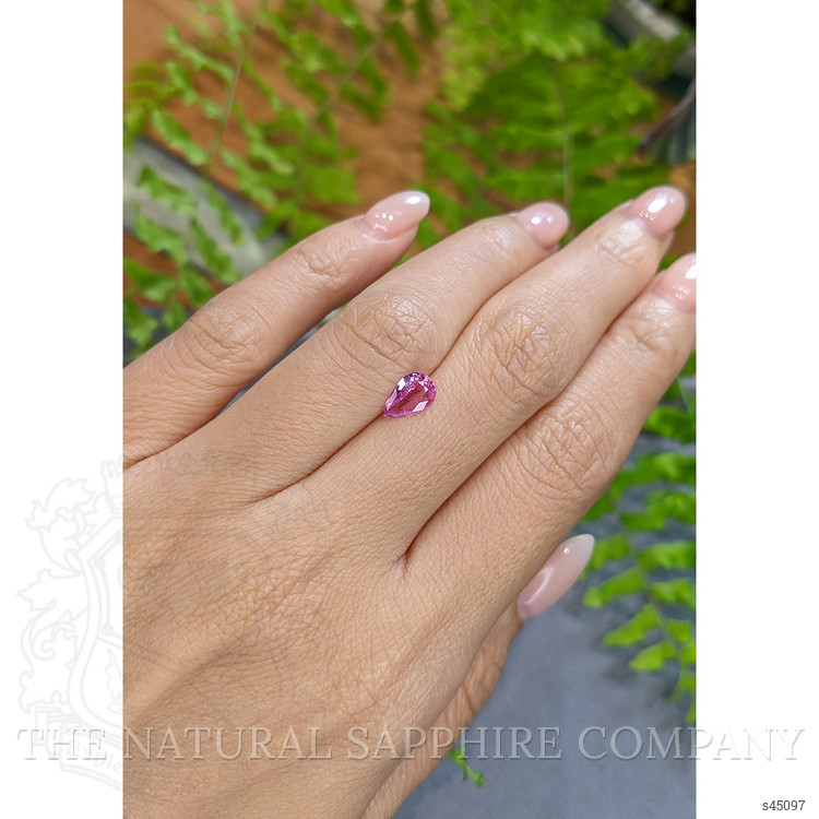 0.75 Ct. Pink Sapphire from Ceylon (Sri Lanka)