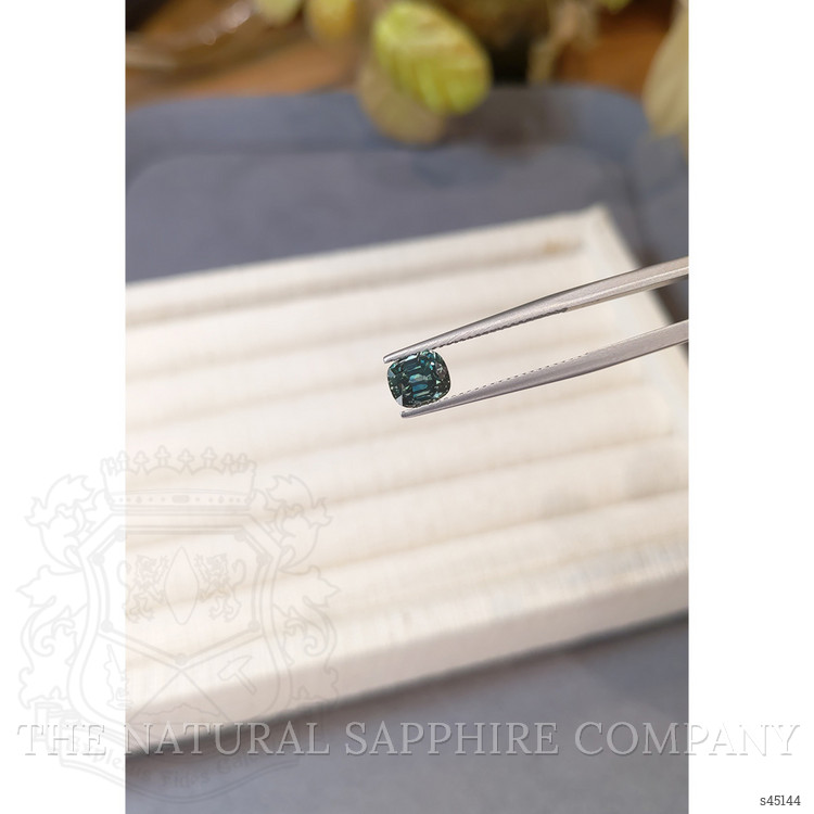 1.64 Ct. Bluish Green Sapphire from Montana