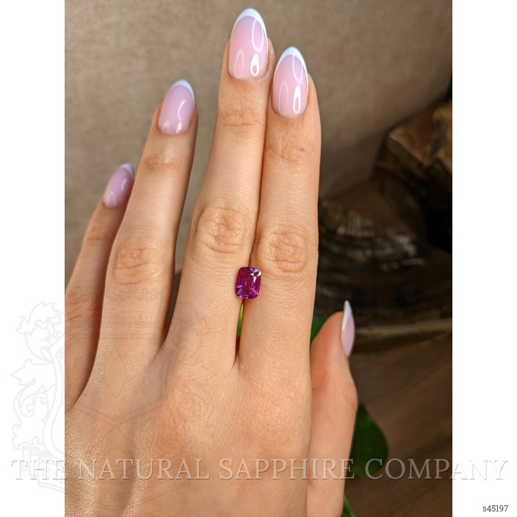 2.54 Ct. Purplish Pink Sapphire from Ceylon (Sri Lanka)