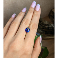 4.07 Ct. Blue Sapphire from Madagascar Life Style