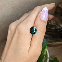 6.03 Ct. Bluish Green Sapphire from Madagascar Life Style