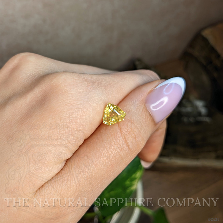 3.05 Ct. Yellow Sapphire from Ceylon (Sri Lanka)