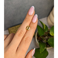 3.04 Ct. Yellow Sapphire from Ceylon (Sri Lanka) Life Style