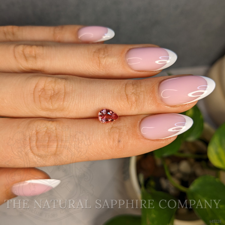 1.52 Ct. Padparadscha Sapphire from Ceylon (Sri Lanka)