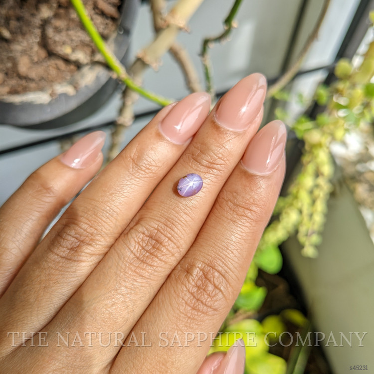 1.33 Ct. Purple Star Sapphire from Ceylon (Sri Lanka)