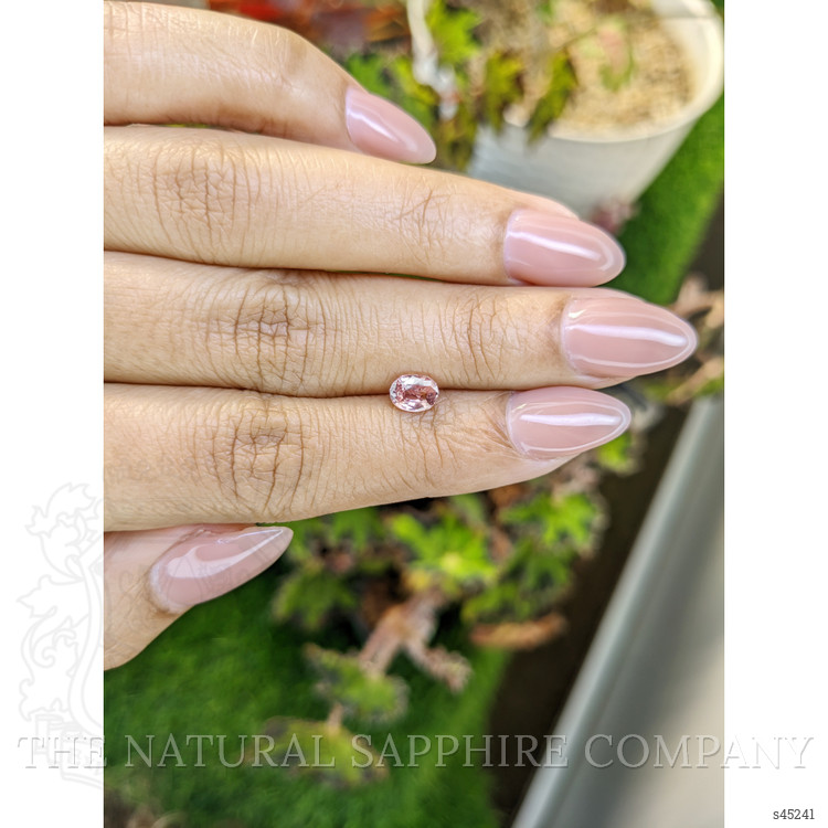 0.72 Ct. Padparadscha Sapphire from Ceylon (Sri Lanka)