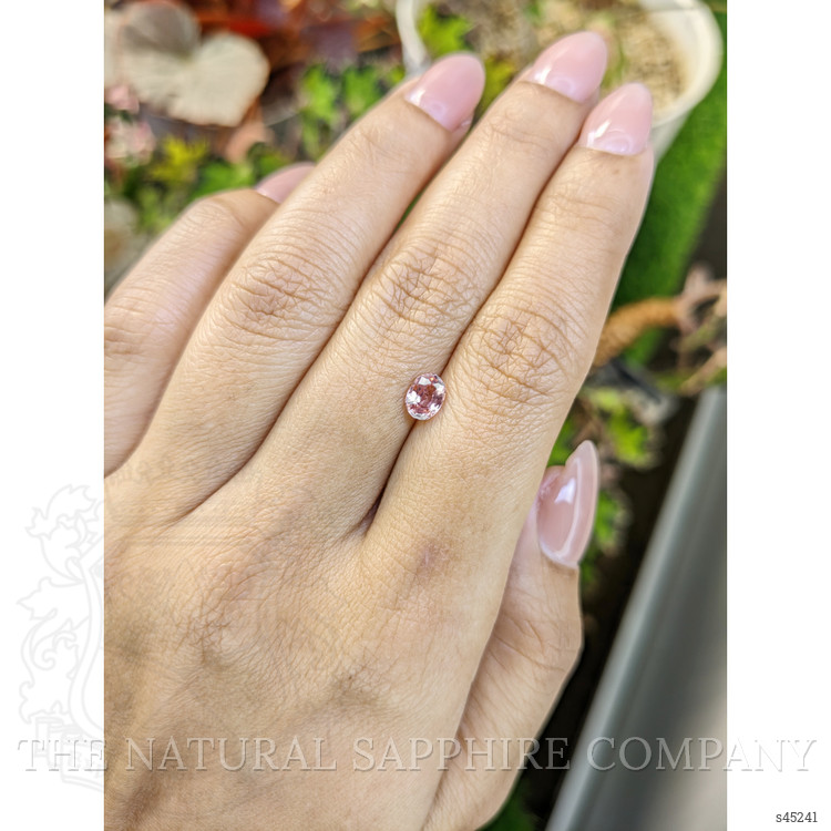 0.72 Ct. Padparadscha Sapphire from Ceylon (Sri Lanka)