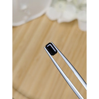 0.81 Ct. Blue Sapphire from Ceylon (Sri Lanka) Life Style