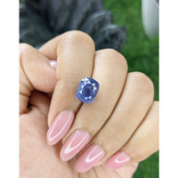 6.05 Ct. Purplish Blue Sapphire from Ceylon (Sri Lanka) Life Style