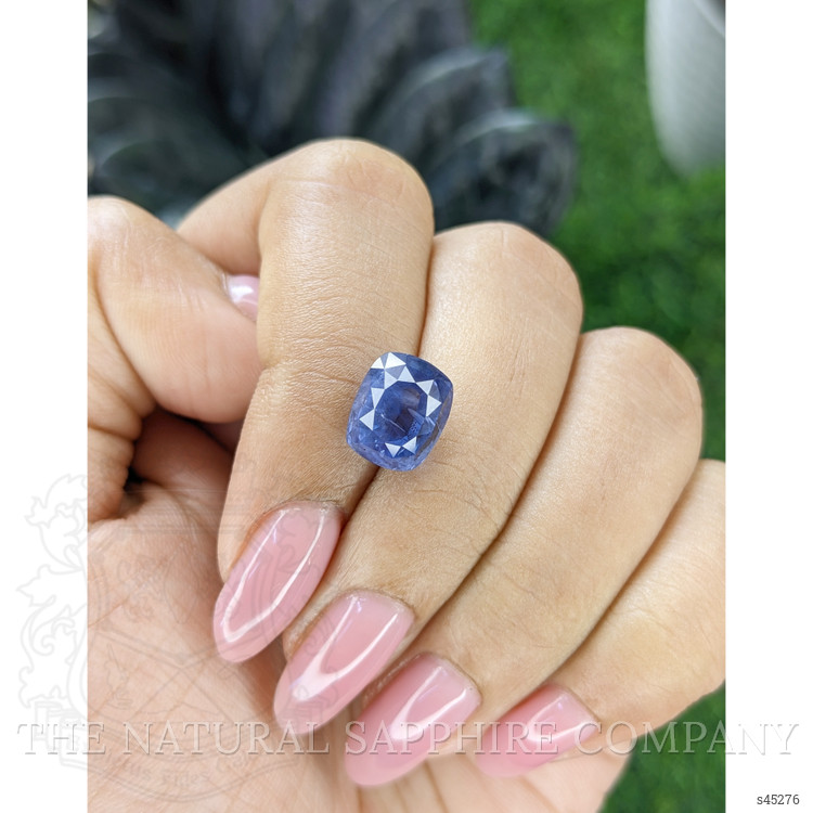 6.05 Ct. Purplish Blue Sapphire from Ceylon (Sri Lanka)