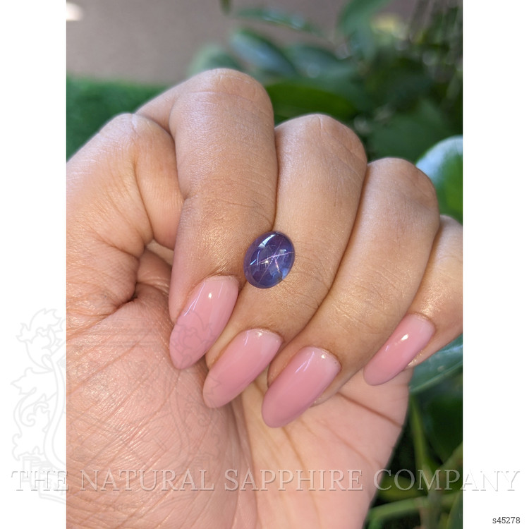 3.41 Ct. Bluish Purple Star Sapphire from Ceylon (Sri Lanka)