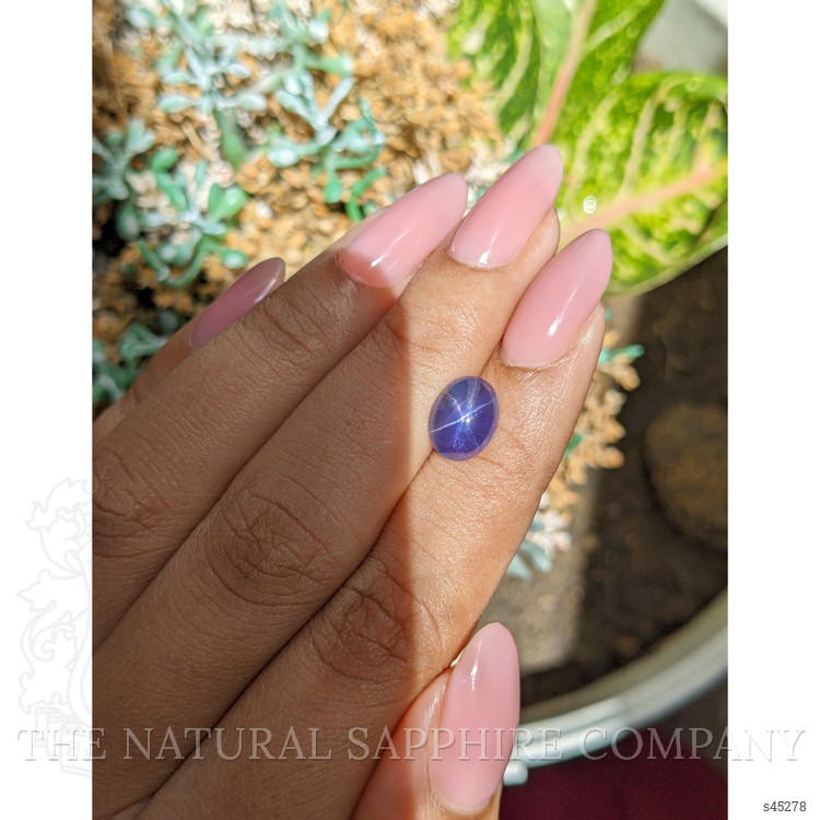 3.41 Ct. Bluish Purple Star Sapphire from Ceylon (Sri Lanka)