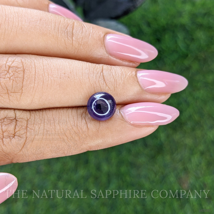 3.71 Ct. Purple Star Sapphire from Ceylon (Sri Lanka)