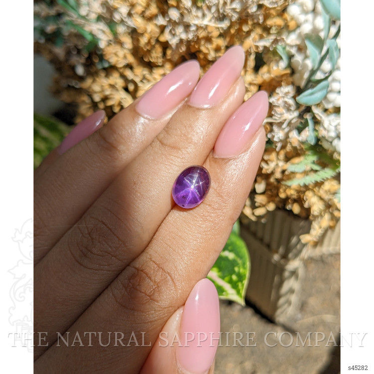 5.06 Ct. Purple Star Sapphire from Ceylon (Sri Lanka)