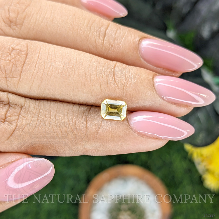 1.17 Ct. Yellow Sapphire from Ceylon (Sri Lanka)