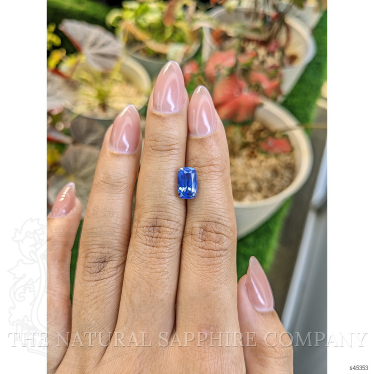 3.29 Ct. Blue Sapphire from Ceylon (Sri Lanka)